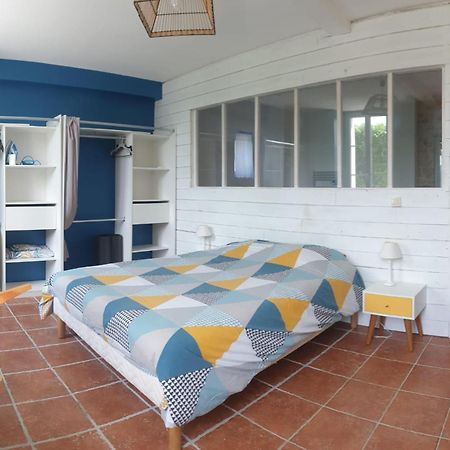 Maison De Charme Avec Suite Parentale Et Grande Piscine Exterieure Anglade Exteriér fotografie